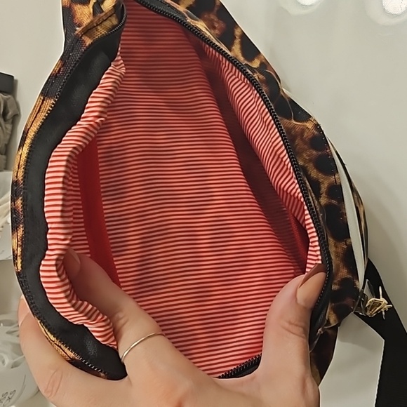 Herschel fanny pack - Picture 4 of 6